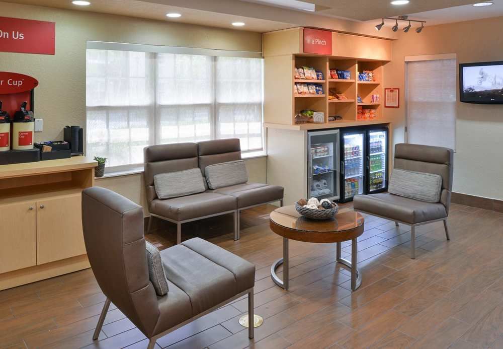 Towneplace Suites By Marriott Miami Airport W Doral Exterior photo