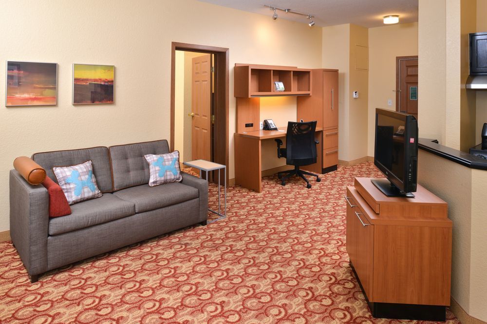 Towneplace Suites By Marriott Miami Airport W Doral Exterior photo